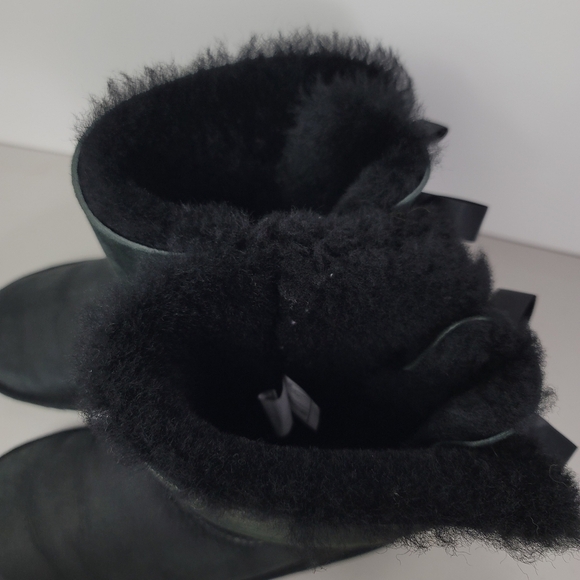 UGG BAILEY BOW SHORT BOOTS SUEDE US 5 - Picture 7 of 9